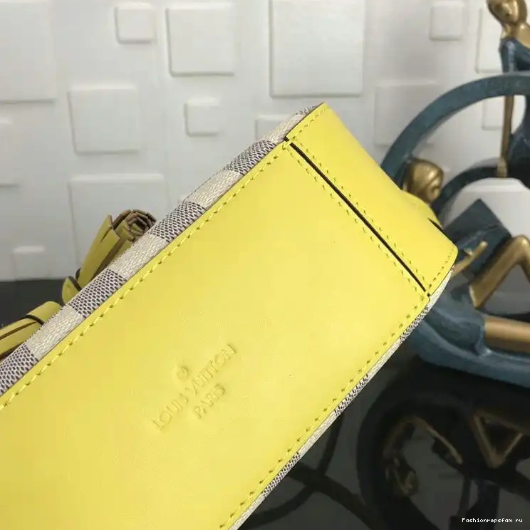 Fashionreps Bags 19T1L0013 LV 0814